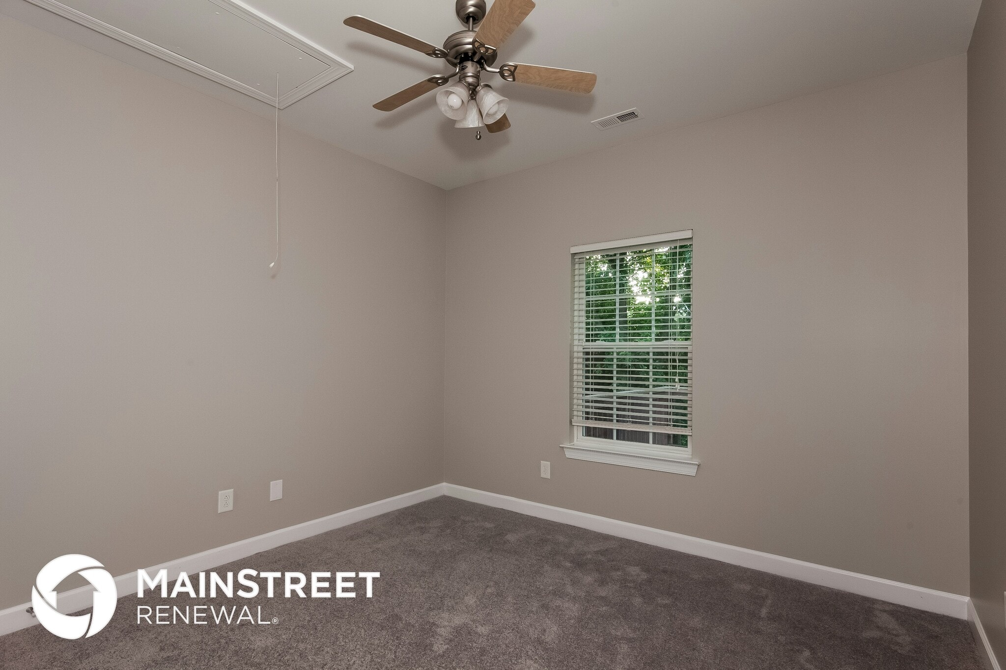 Building Photo - 2873 Island Point Dr NW