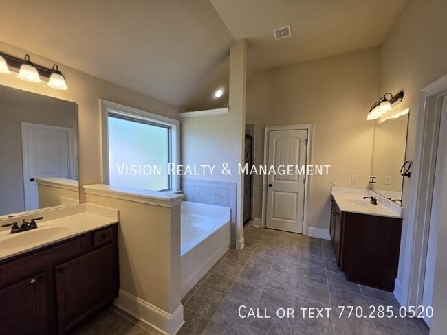 Building Photo - 4160 San Marco Way