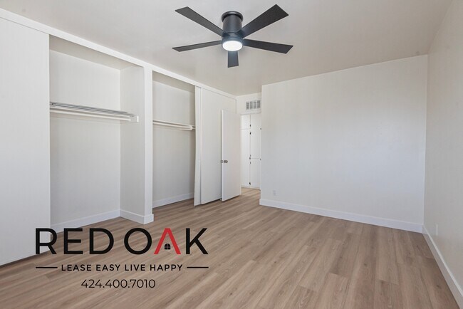 Building Photo - 3401 Ocean Park Blvd