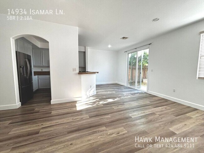 Building Photo - 14934 Isamar Ln