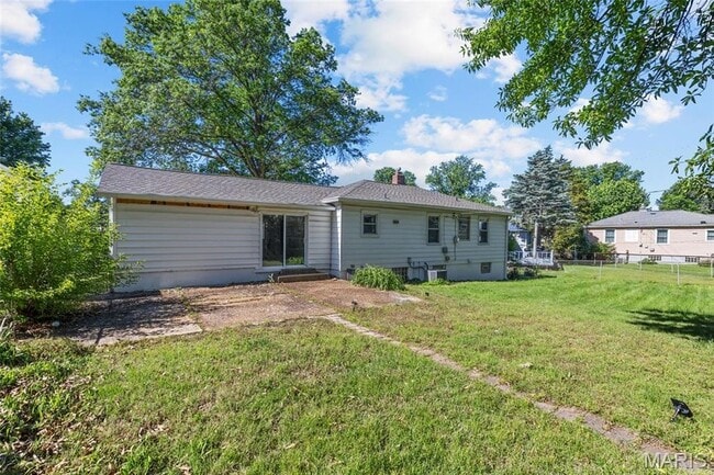 Building Photo - 9427 Atwood Dr