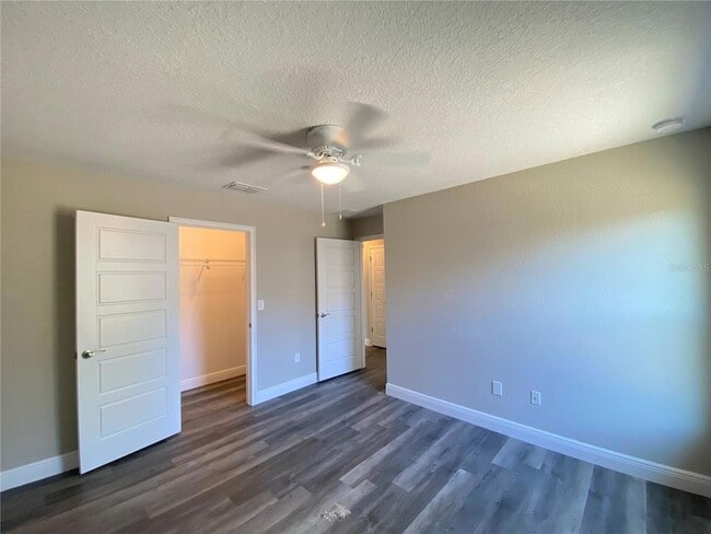 Building Photo - 5221 SW 115th Loop