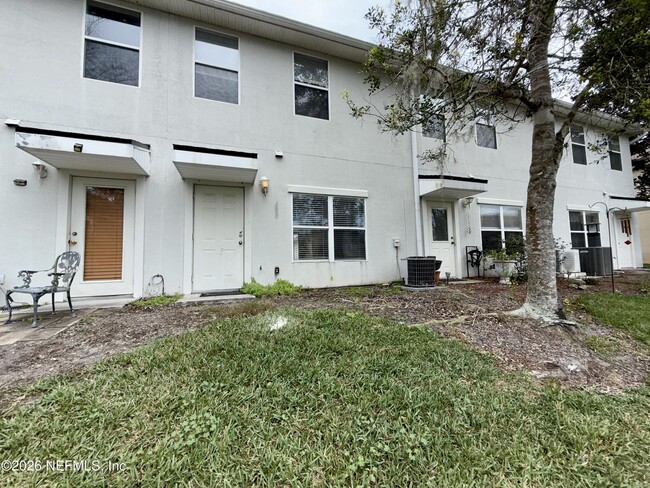 Building Photo - 621 Southbranch Dr