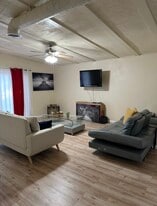 Building Photo - 16964 Millstone Dr