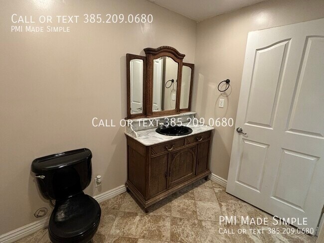 Building Photo - 609 Saddlebrook Dr