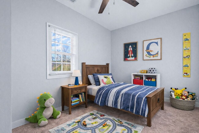 Building Photo - 944 Brent St