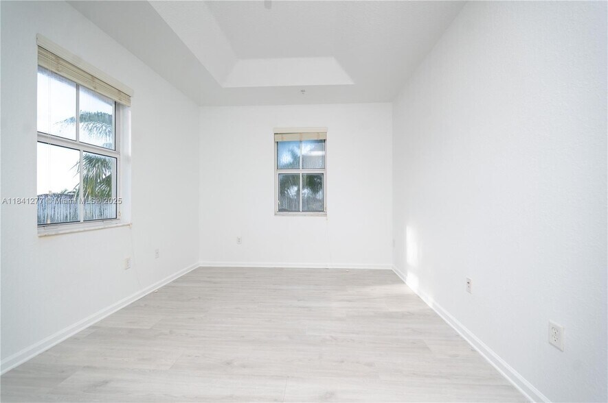 Building Photo - 11501 NW 89th St