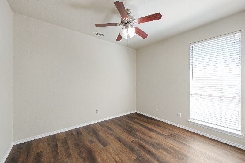 Building Photo - 2709 Twinflower Dr