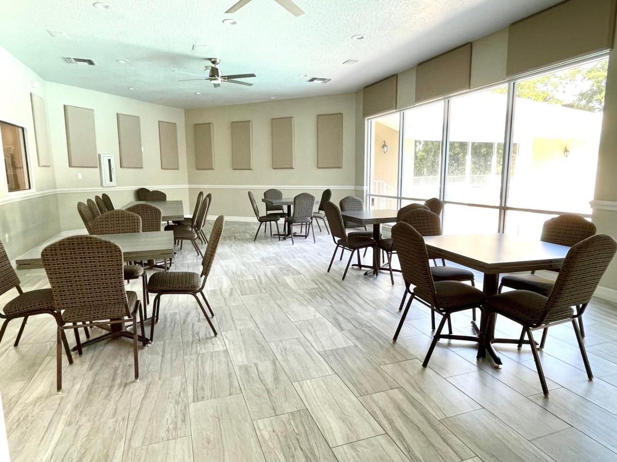 Building Photo - 35315 Whispering Pines Dr