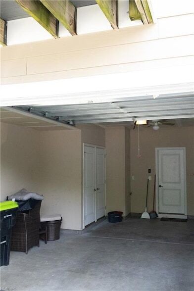 Building Photo - 515 Twine Ln