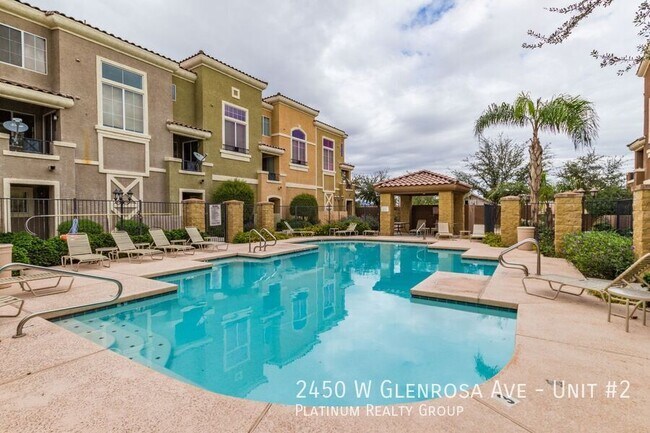 Building Photo - 2450 W Glenrosa Ave