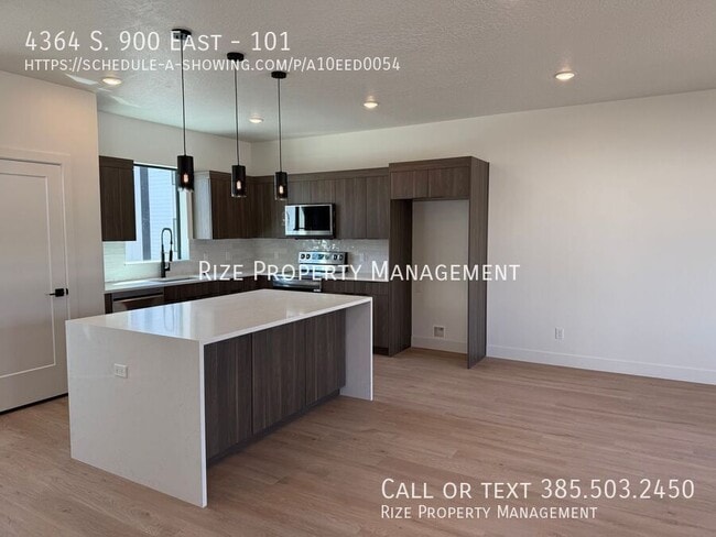 Building Photo - 4364 S 900 E