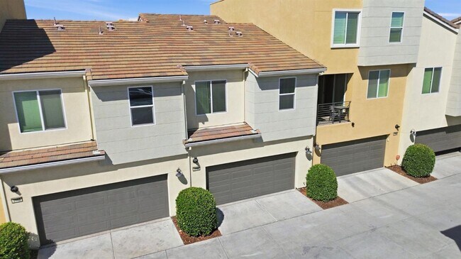 Building Photo - 3716 E Commerce Way