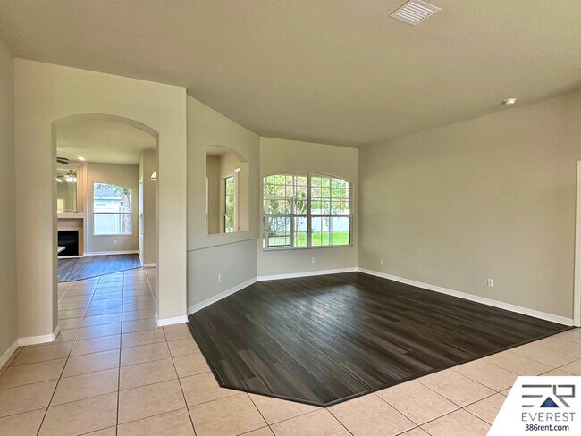 Building Photo - 7 Waywell Pl