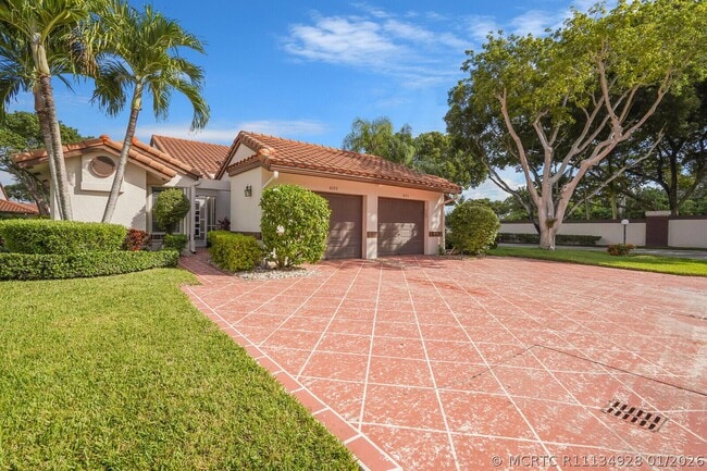 Building Photo - 6099 Waldwick Cir