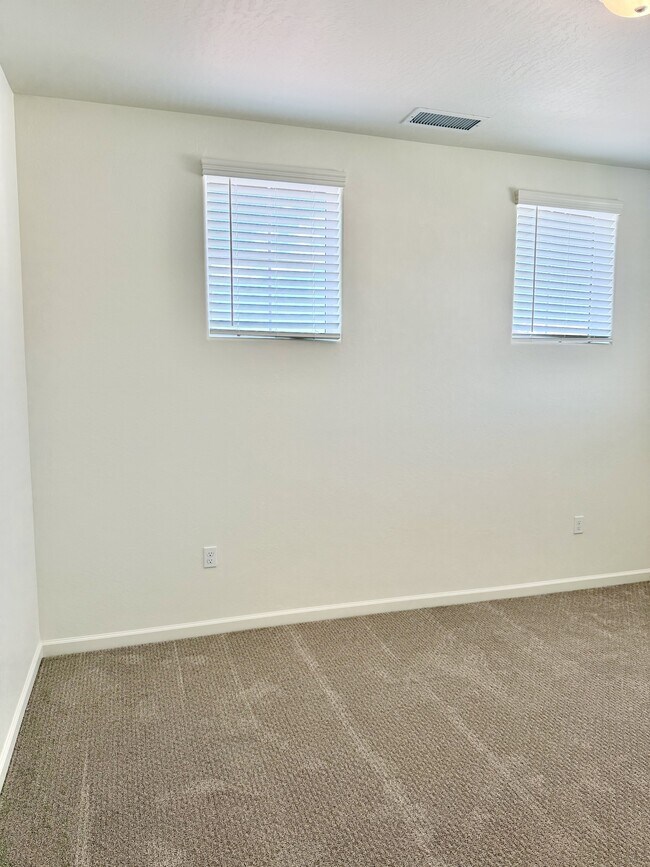 Building Photo - 1473 Concord Way