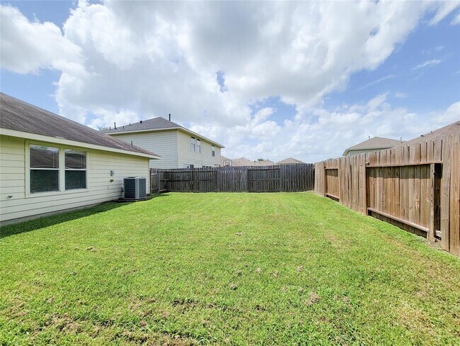 Building Photo - 2731 Trinity Glen Ln
