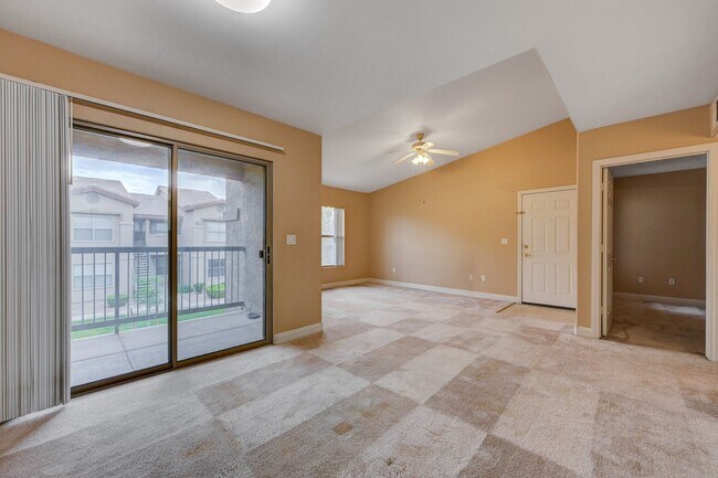 Building Photo - 8000 W Badura Ave