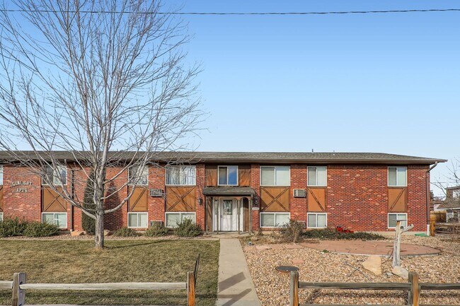 Building Photo - 2880 Eliot Cir