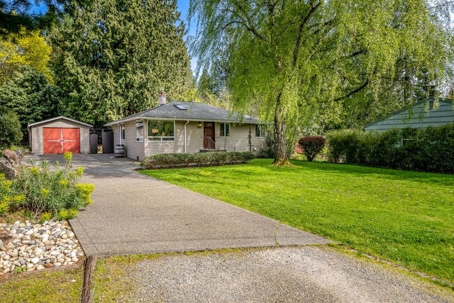 Primary Photo - Nice 2 beds house in Maple Leaf within add...