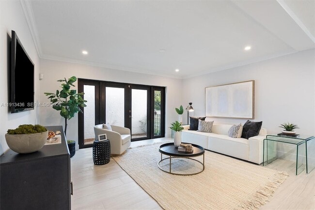 Building Photo - 6900 SW 136th St