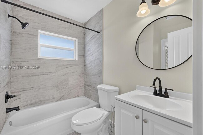 Building Photo - 20759 SW 83rd Ave