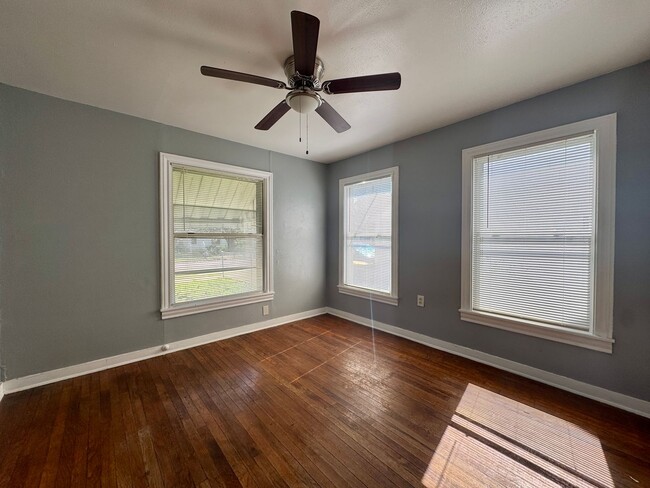 Building Photo - Single Family Home - LaVega ISD