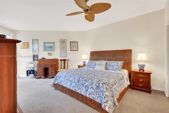 Building Photo - 5051 N Hwy A1A