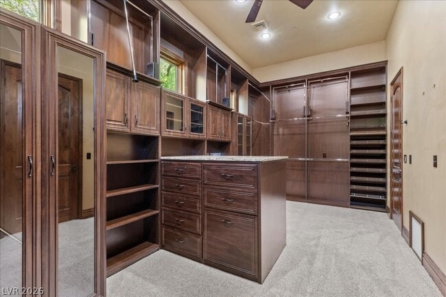 Building Photo - 514 Mandalay Ct