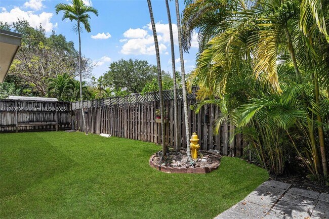 Building Photo - 2431 Overbrook St