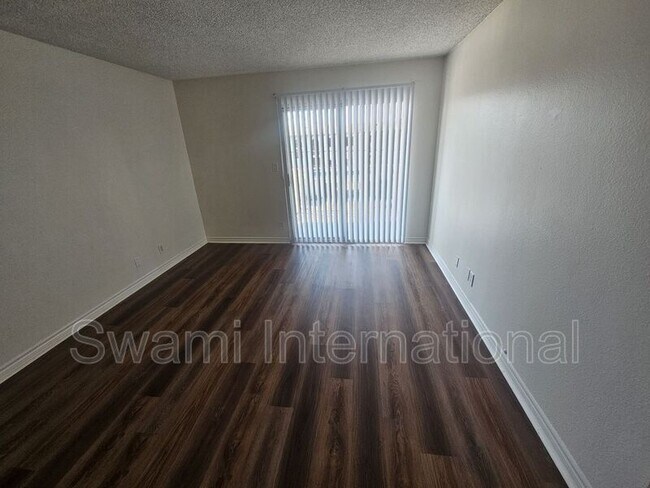 Building Photo - 926 Wilmington Blvd