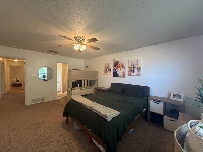 Building Photo - 3BED/2BATH/1 CAR GARAGE: AVAILABLE JUNE 15TH IN LISD!!