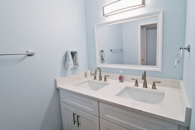 Building Photo - 3747 42nd Way S