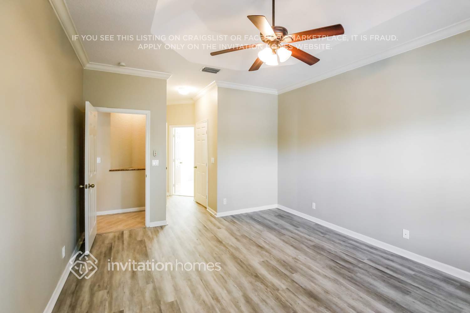 Building Photo - 8651 Gold Cay