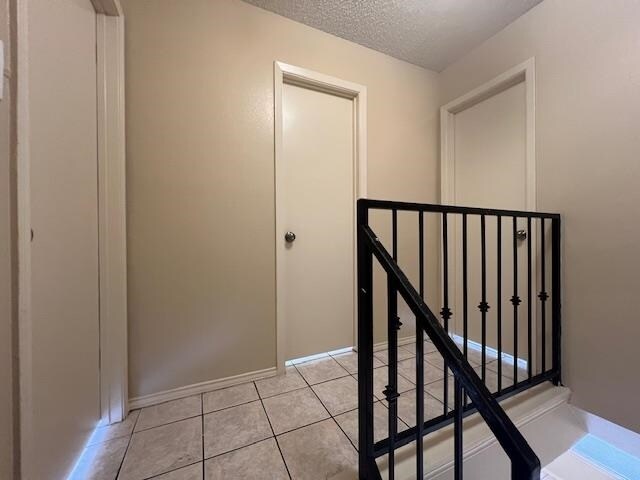 Building Photo - 1502 E San Pedro St