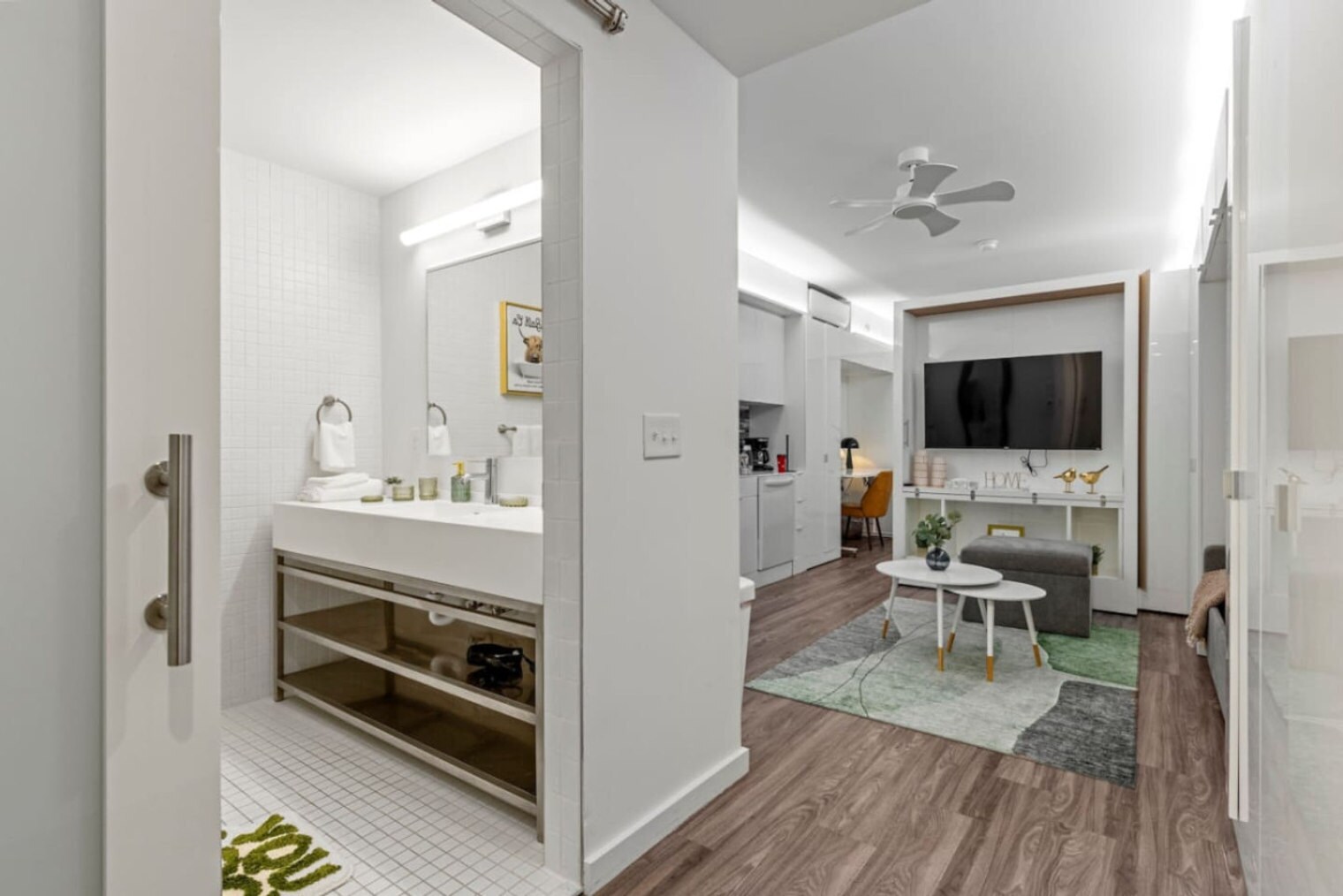 Building Photo - 12607 Larchmere Blvd