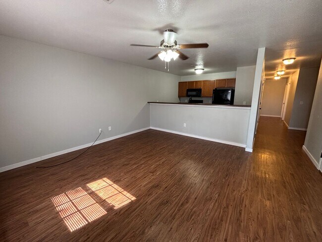 Building Photo - Modern 3-Bed, 2-Bath Duplex with Garage in...