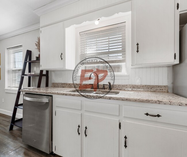 Building Photo - 6319 Wiethorn Dr