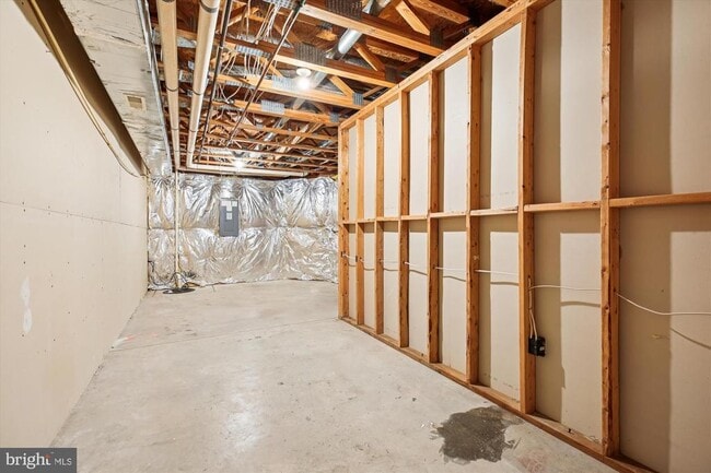 Building Photo - 502 Lawson Way