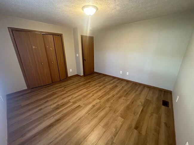 Building Photo - 1303 W Taylor St