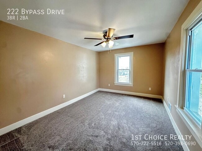 Building Photo - 222 Bypass Dr