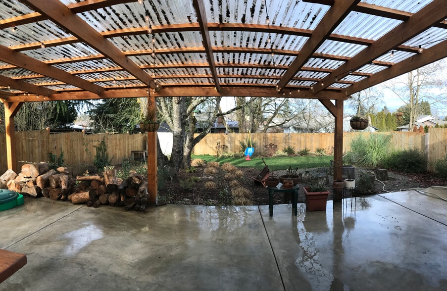 Building Photo - 5023 NE Sumner St