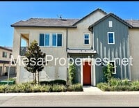 Building Photo - 3880 S Oasis Paseo
