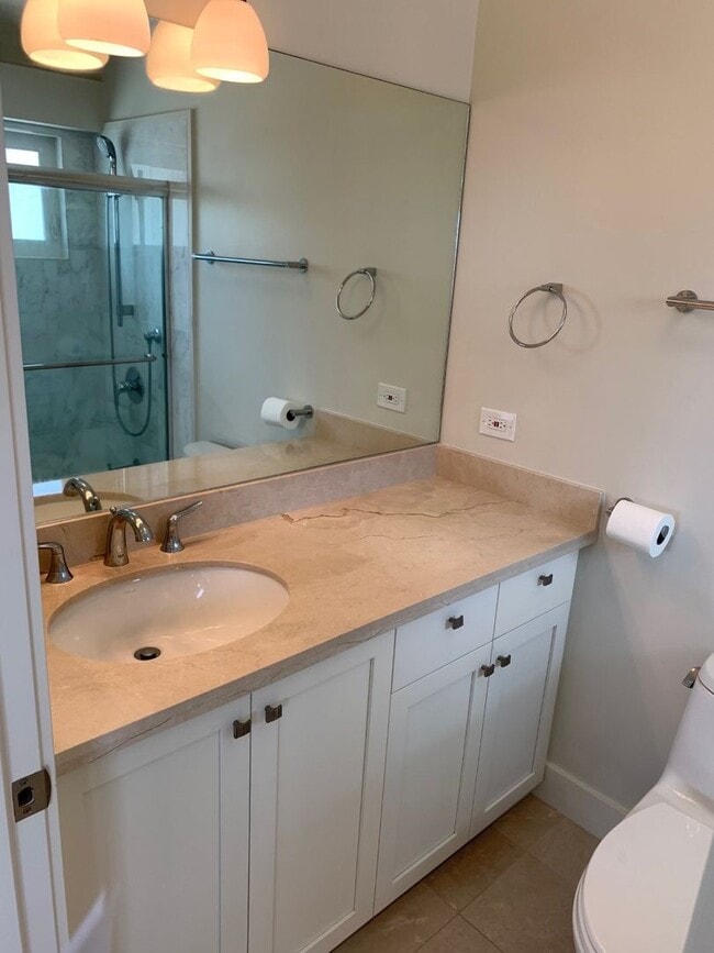 Building Photo - 4 BED, 4.5 BATH, HOUSE W/GARAGE For rent in Hawaii Kai