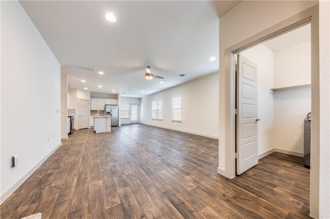 Building Photo - 4613 Oxgang Dr