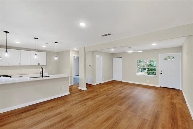 Building Photo - 5637 Bonnie Dr