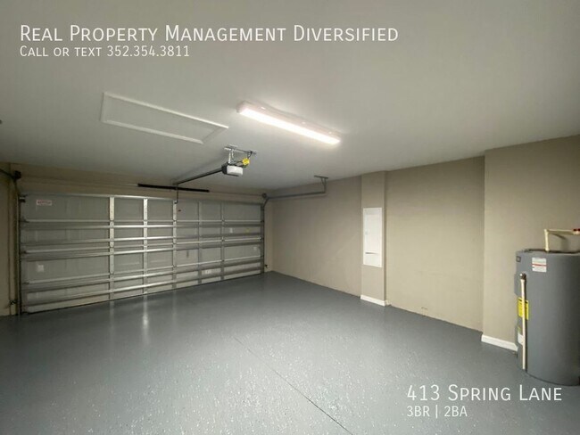 Building Photo - 413 Spring Ln