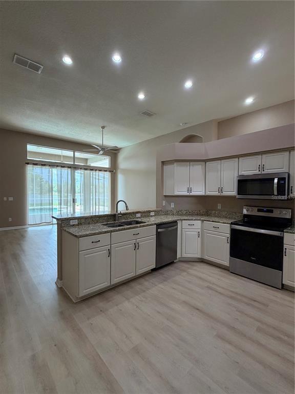 Building Photo - 13813 Bluewater Cir