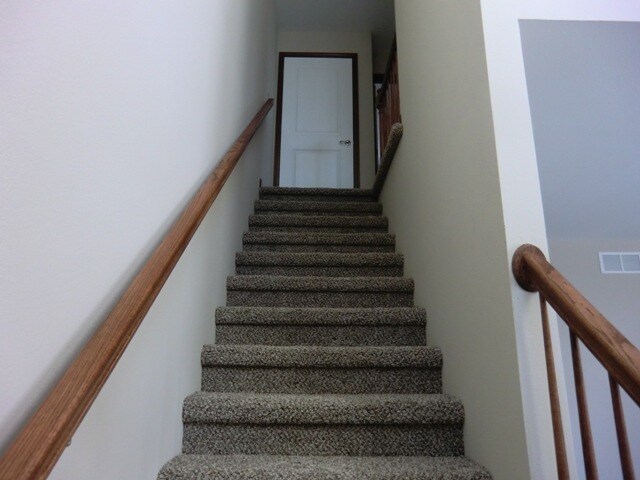 Building Photo - 1463 Village Circle Dr
