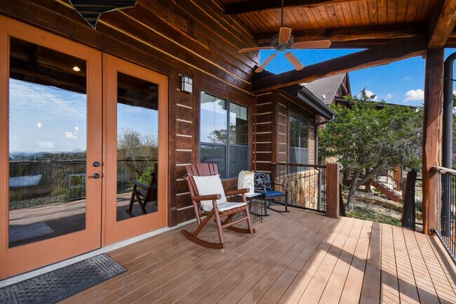 Building Photo - 7221 Trident-SI ID1521782P